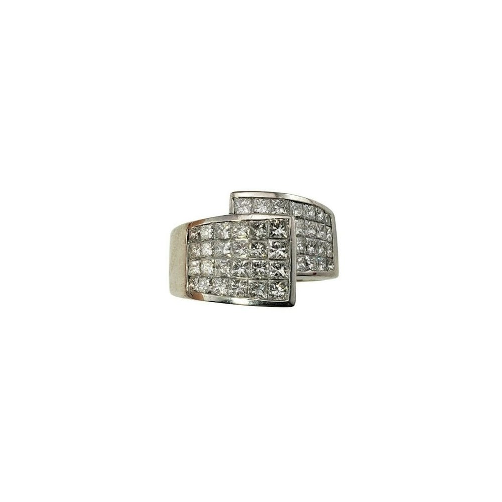 Vintage Platinum and Diamond Ring Size 7 #11386